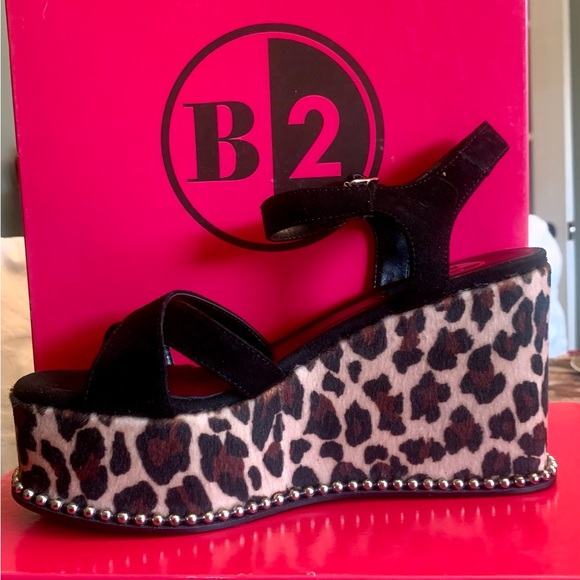 BROWNS B2 Shoes - Browns B2 Animal Print Platform Size 39 NWT